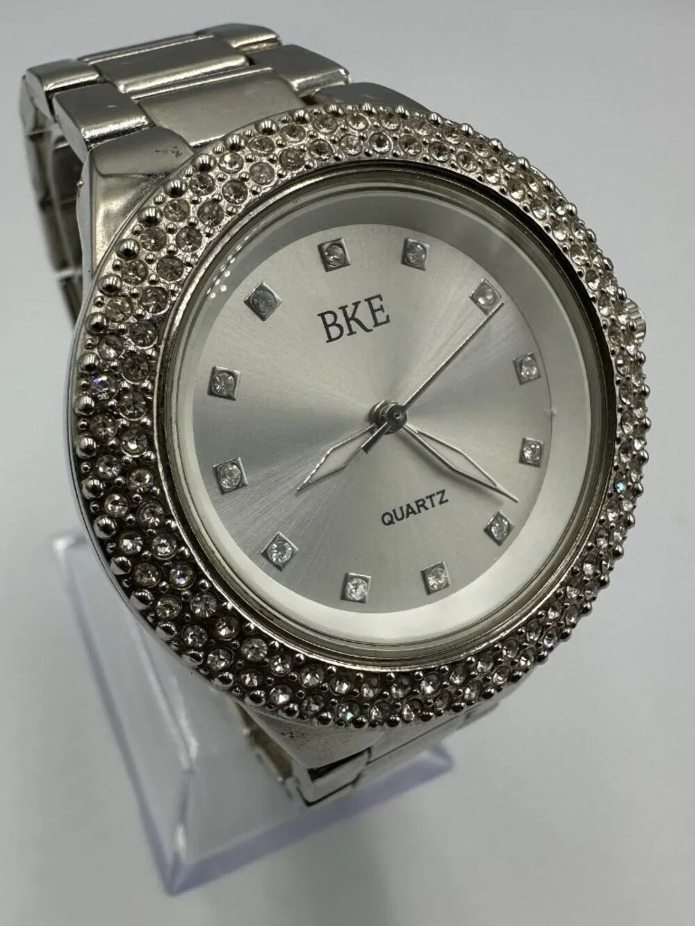 BKE Watch Women Silver Tone Crystal Bezel 40MM Round Dial New Battery 7.5 Inch